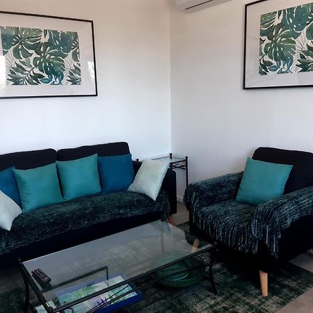 Joli Appartement, Piscine, Jacuzzi Sainte-Suzanne Екстер'єр фото