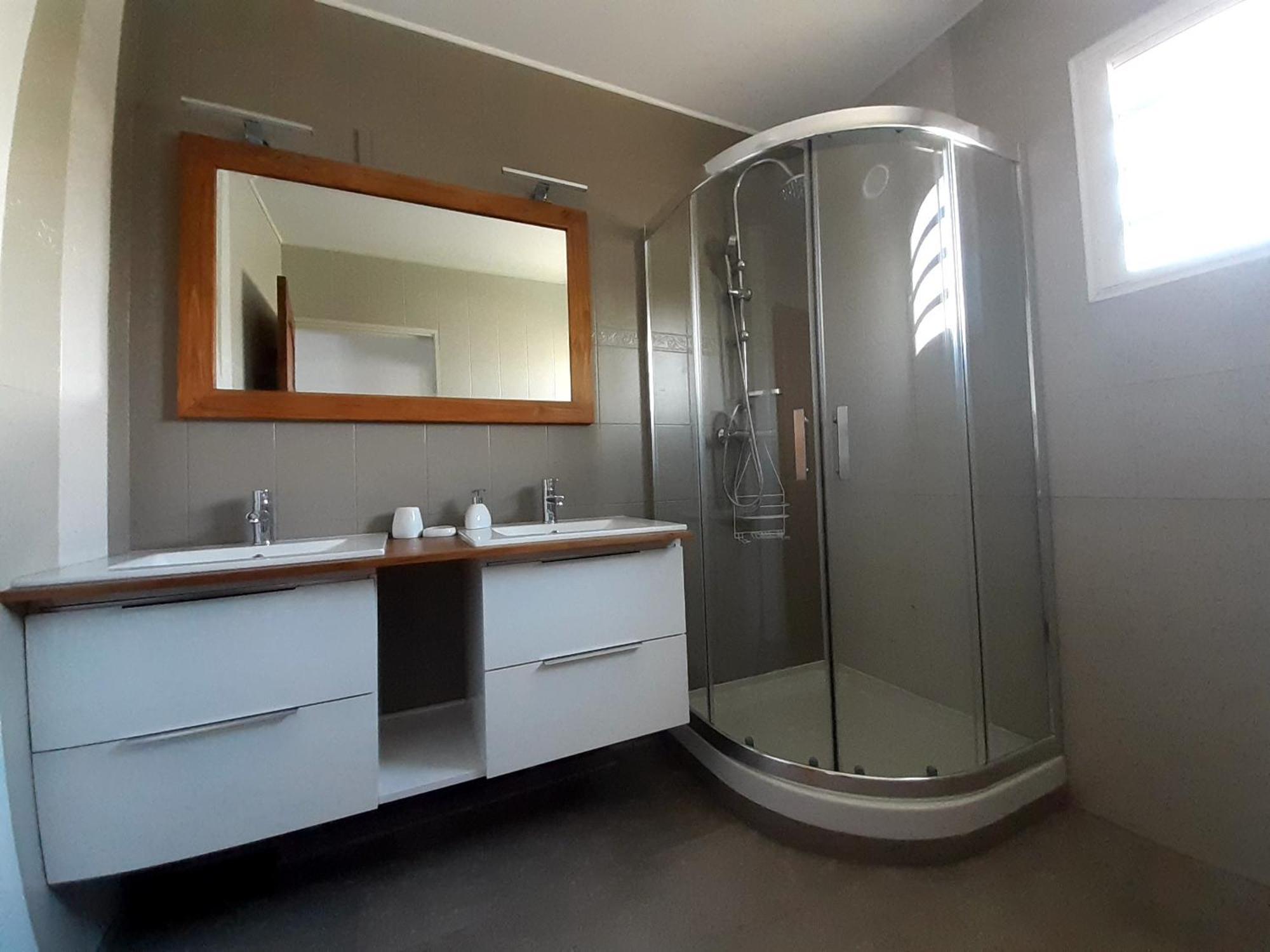 Joli Appartement, Piscine, Jacuzzi Sainte-Suzanne Екстер'єр фото